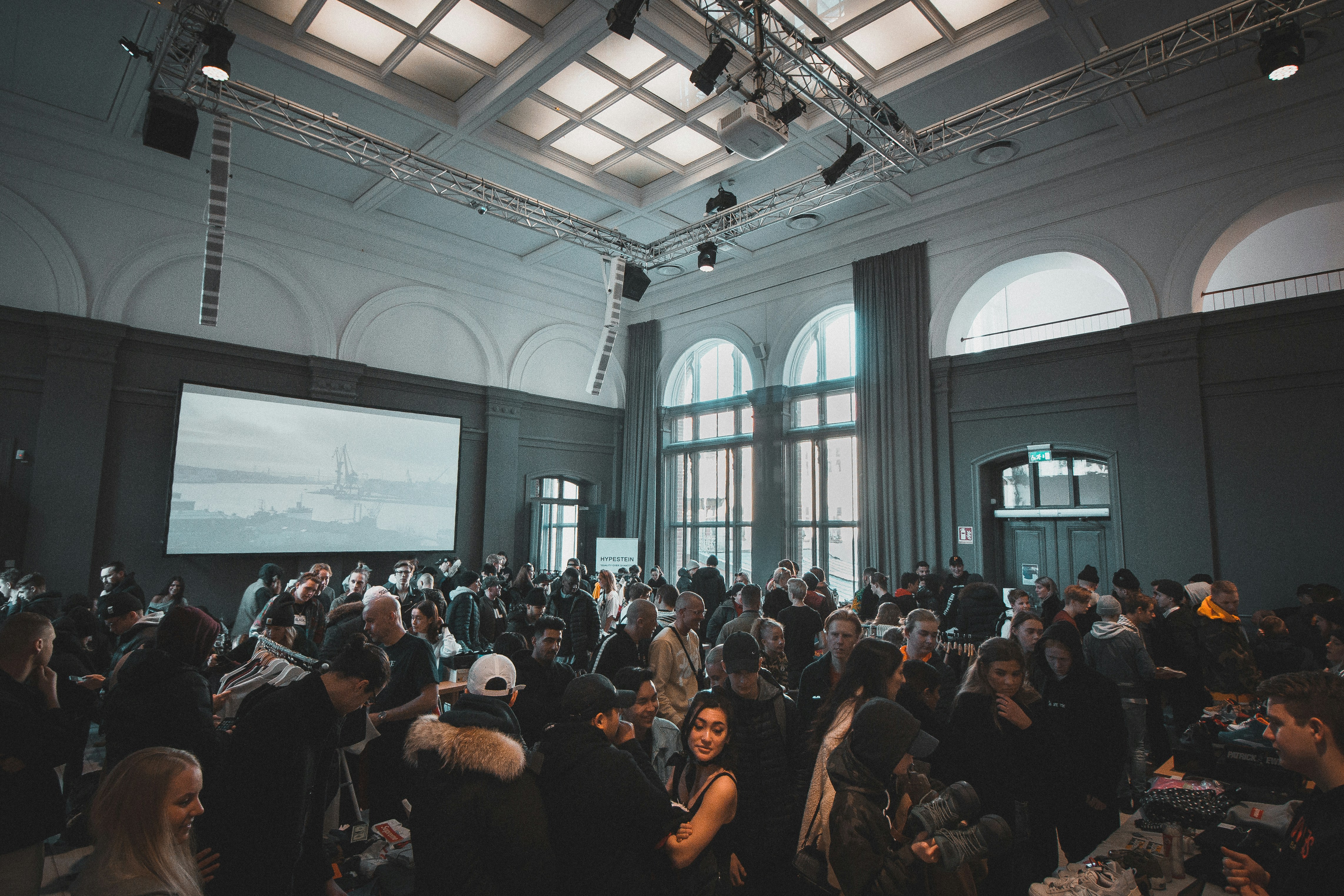 room full of people